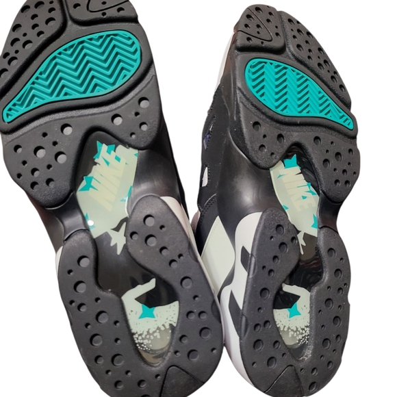 Nike AIR UNLIMITED Black and White High-Top Sneakers - Picture 6 of 6